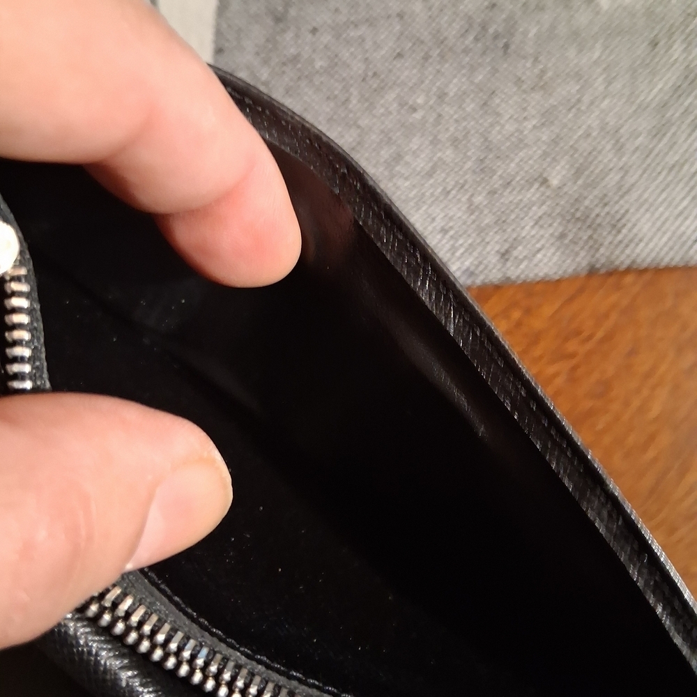 Louis Vuitton Black Wallet - Picture 14 of 16
